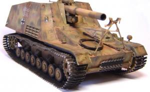 Galerie: Panzerhaubitze Hummel Sd.Kfz. 165, frühe Ausführung