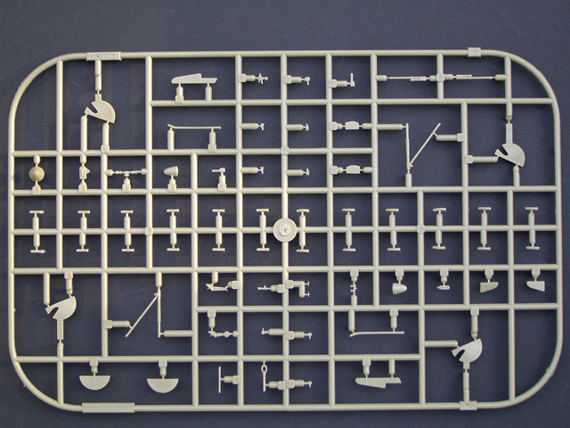 Kleinteile für Motor und Fahrwerk