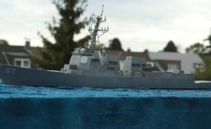 Galerie: USS Momsen (DDG-92)