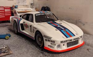 : Porsche 935/77