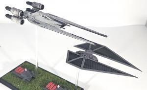 : UT-60D U-Wing-Sternenjäger und Tie Striker