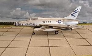 Bausatz: North American F-100C Super Sabre