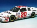 1997 Chevrolet Monte Carlo (1:24 Revell)