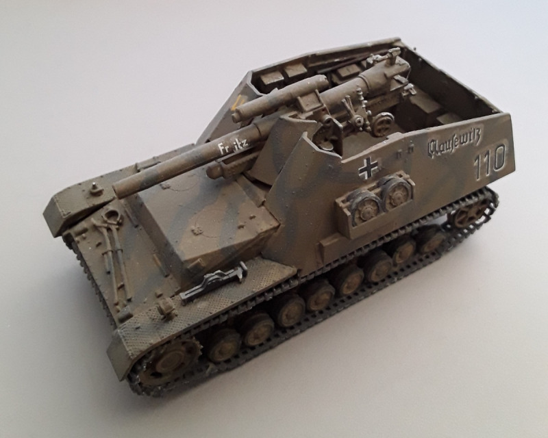 Panzerhaubitze Hummel Sd.Kfz. 165
