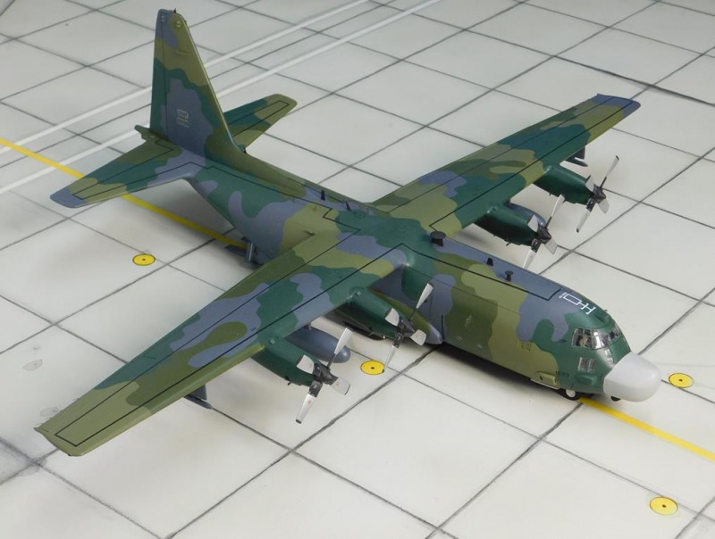 Lockheed MC-130H Combat Talon II - Merlin´s Majic - 7th SOS , 352 SOG - RAF Mildenhall 2001