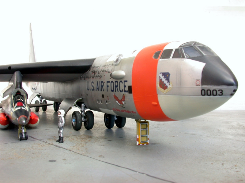 Boeing NB-52A mit North American X-15A-1