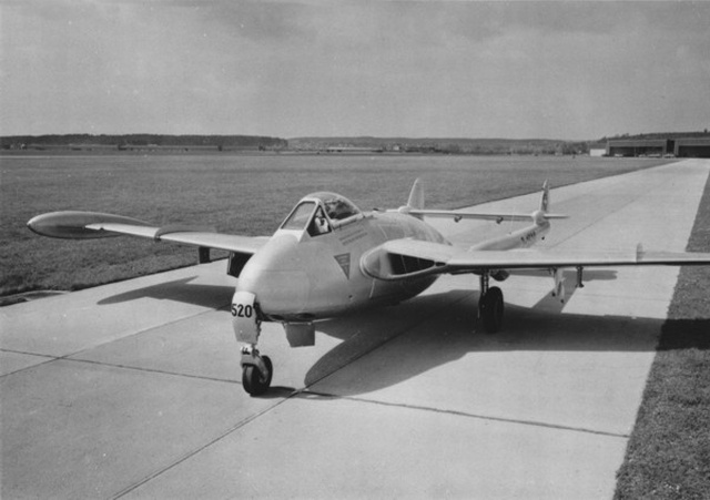 de Havilland Venom Mk.1 noch mit runder Bugnase in Dübendorf