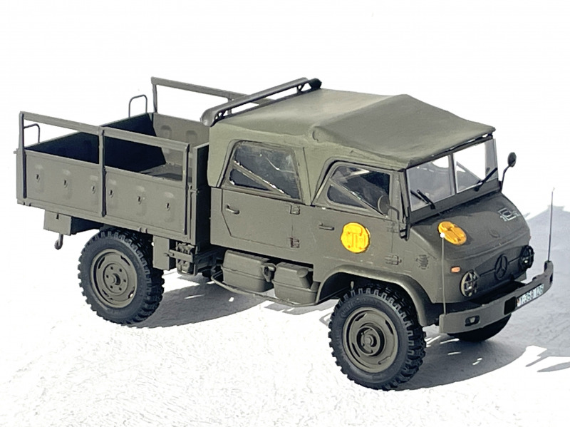 Unimog S 404 Doppelkabine (DoKa)