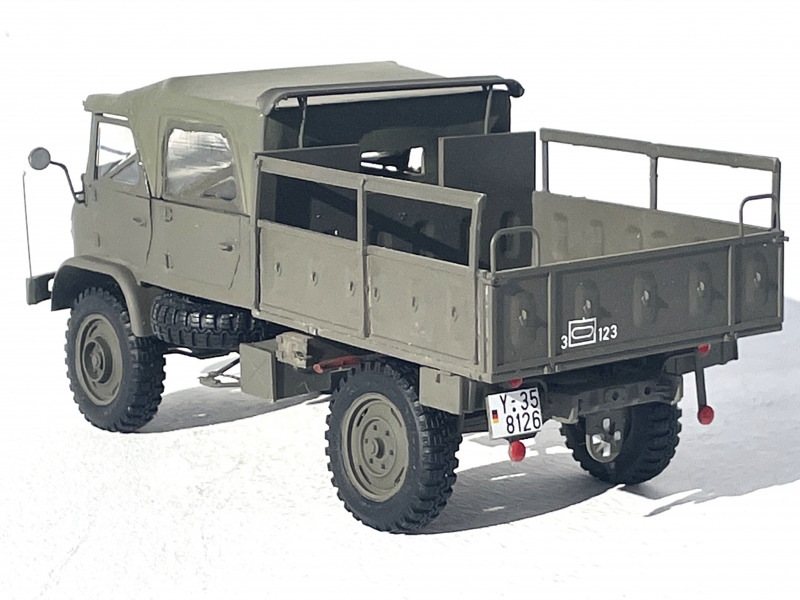 Unimog S 404 Doppelkabine (DoKa)