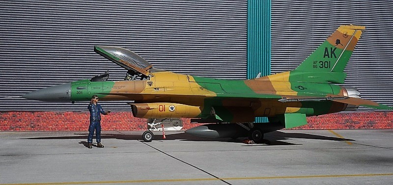 General Dynamics  F-16C Fighting Falcon
