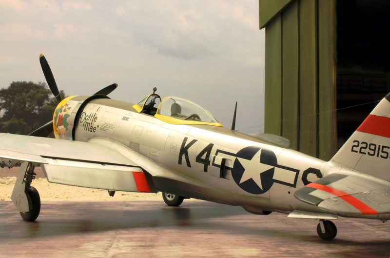Republic P-47D-28-RA Thunderbolt