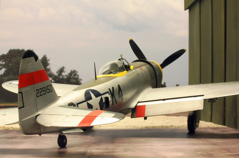 Republic P-47D-28-RA Thunderbolt