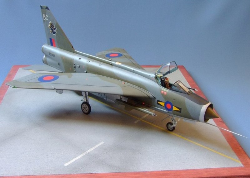 English Electric Lightning F.6
