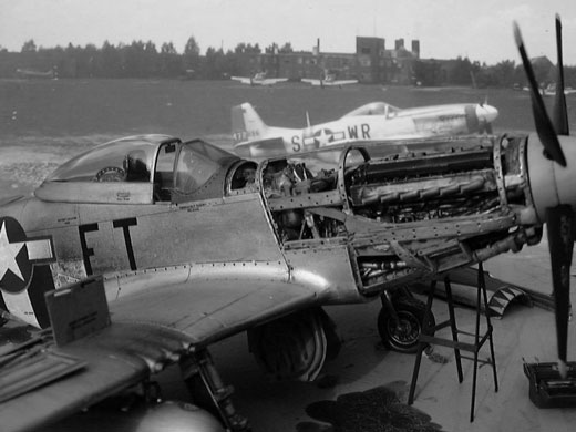 North American P-51D-5-NA Mustang