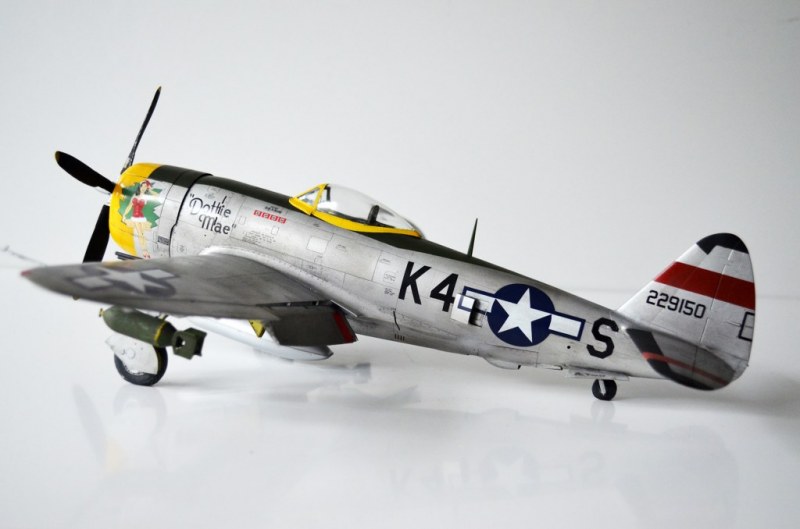 Republic P-47D-28-RA Thunderbolt