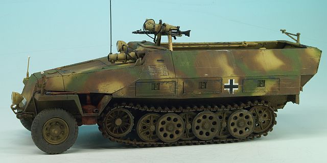 Sd.Kfz. 251/1 Ausf. D Falke