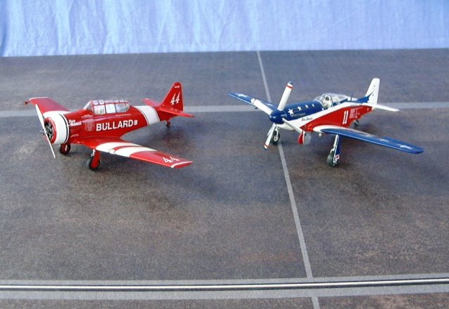 Reno Racer P-51 "Miss America" und T-6 "Miss Behavin"