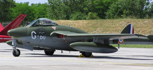 Vampire FB.6 (ex Schweizer Fliegertruppe J-1191)