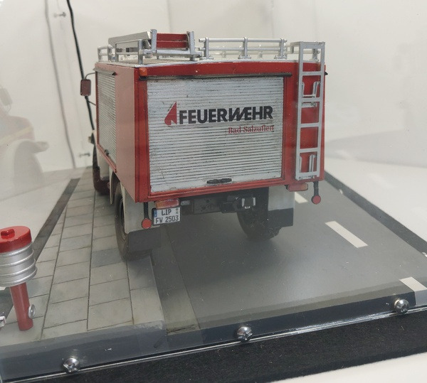 Mercedes-Benz Unimog U1300 LTLF 8-18