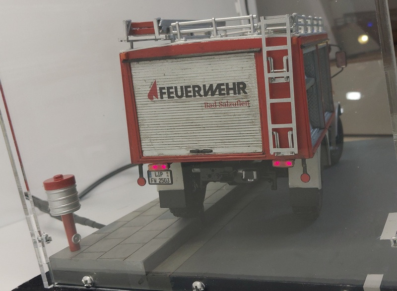Mercedes-Benz Unimog U1300 LTLF 8-18