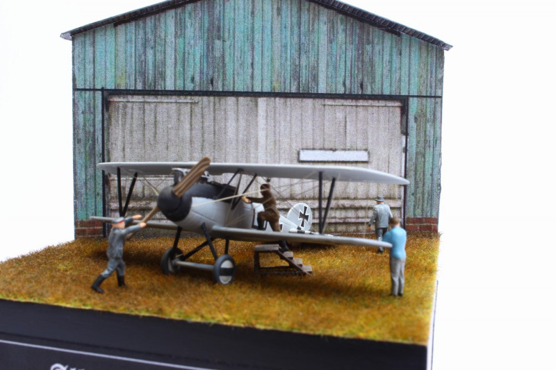 Albatros D.V