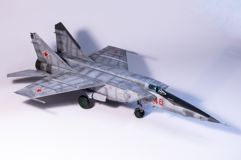 Mikojan-Gurewitsch MiG-25RBT – Foxbat-B