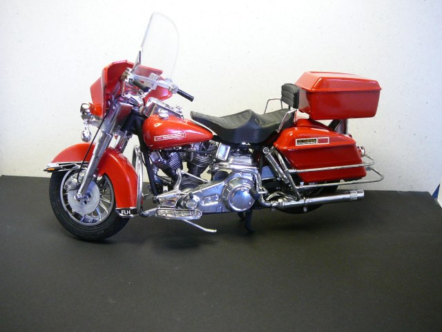 Harley-Davidson FLH Electra Glide