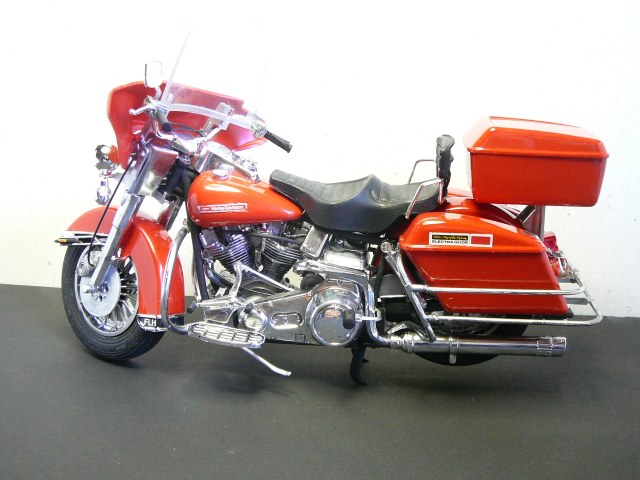 Harley-Davidson FLH Electra Glide