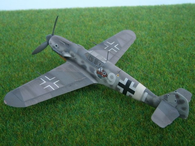 Messerschmitt Bf 109 G-6/R6 Trop
