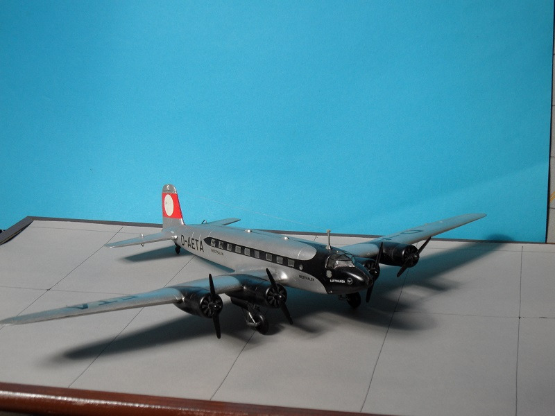 Focke-Wulf Fw 200 V2 Condor