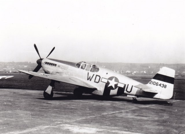Am 20. Oktober 1945 wurde die Mustang mit ihrer ursprünglichen Kennzeichnung WD-U von Lt. Curtiss Simpson nach Burtonwood in England zurückgeführt.