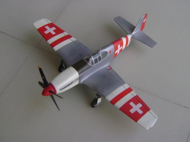 North American P-51B-10-NA Mustang