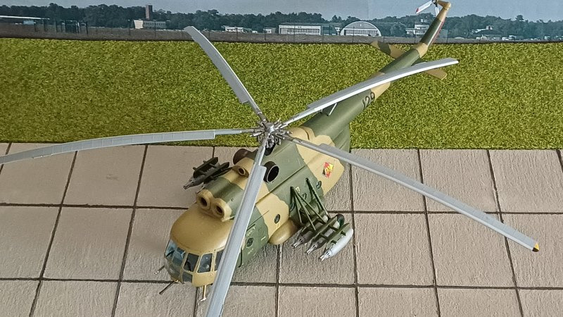 Mil Mi-8TB Hip-E