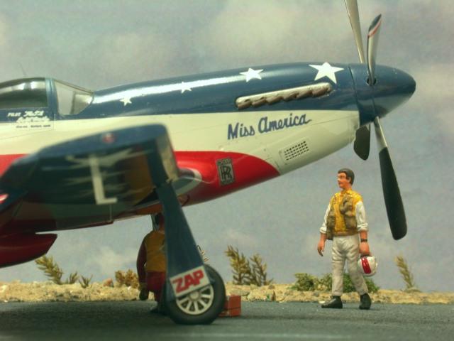 Race Mustang P-51 "Miss America"