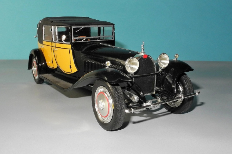 Bugatti Typ 41 Berline de Voyage