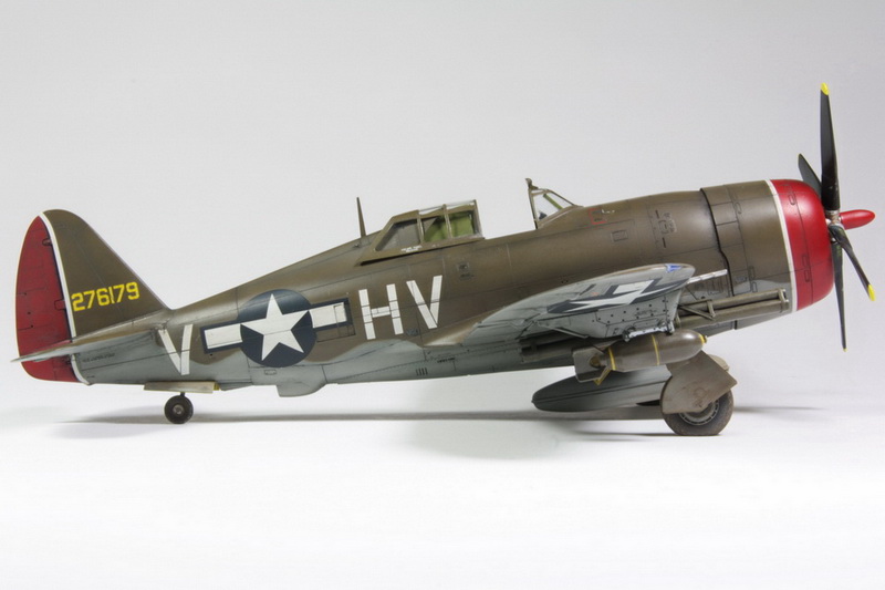 Republic P-47D-15-RE Thunderbolt Razorback