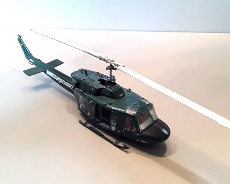 Bell 212