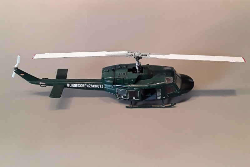 Bell 212