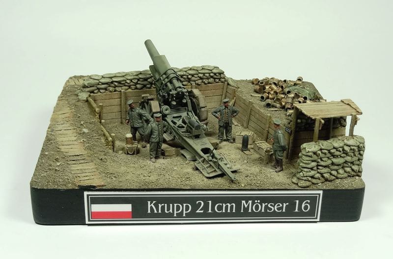 Der Krupp 21cm Mörser in Feuerstellung...