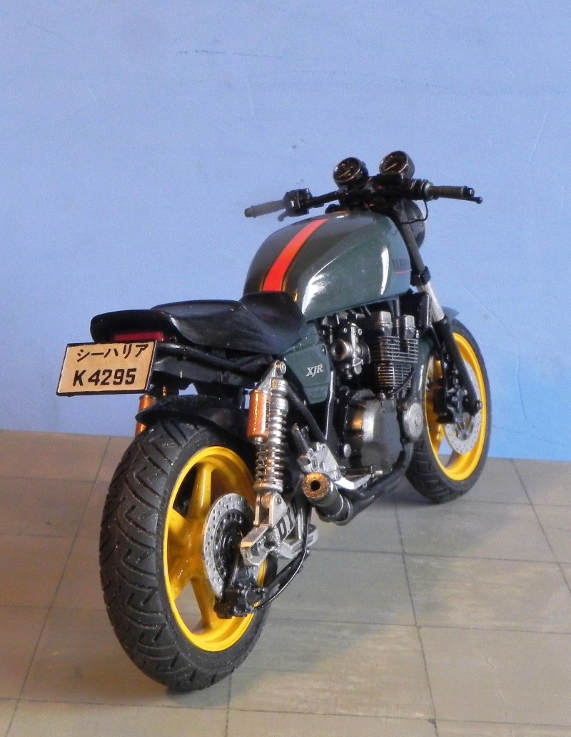 Yamaha XJR400S