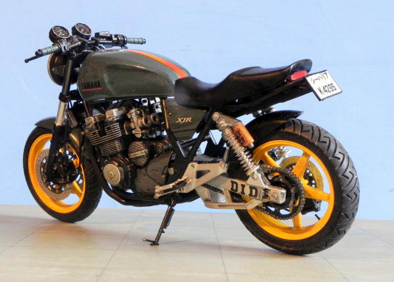Yamaha XJR400S