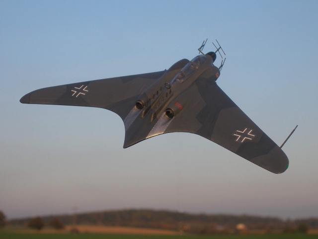 Horten H IX/ Gotha Go 229 V7