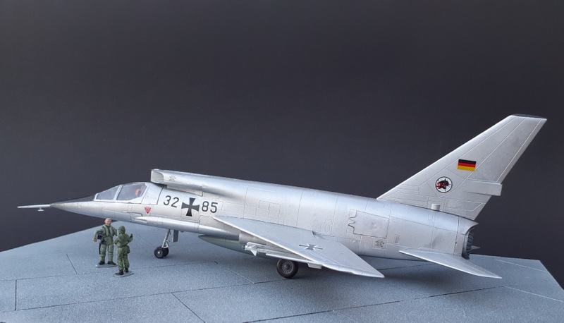 North American F-107A Ultra Sabre, Trumpeter 1:72 von Tom Klose