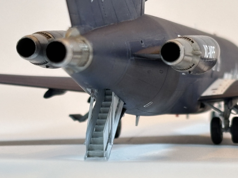 Boeing 727-264(Adv)(F)