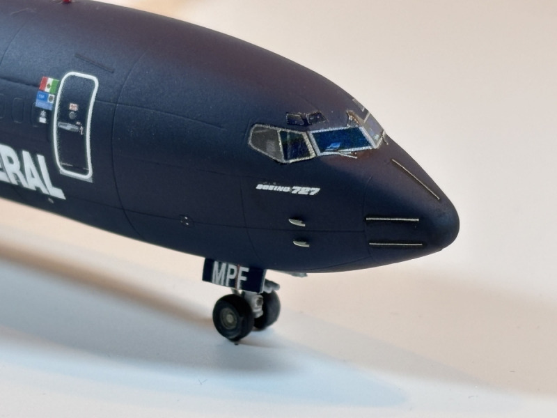 Boeing 727-264(Adv)(F)