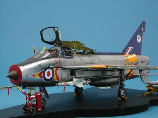 English Electric Lightning T.4