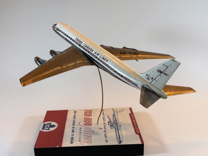 Douglas DC-8-43