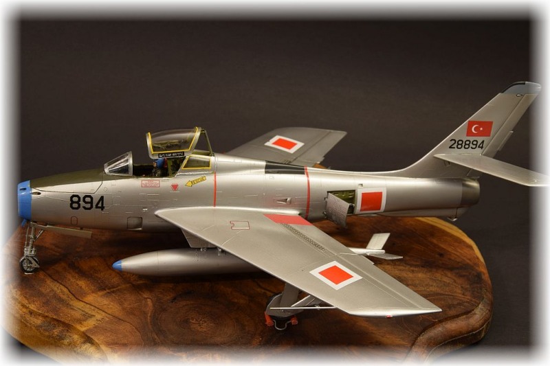 F-84F Thunderstreak