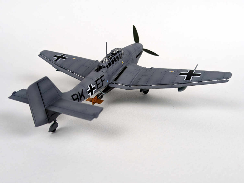 Junkers Ju 87 V25
