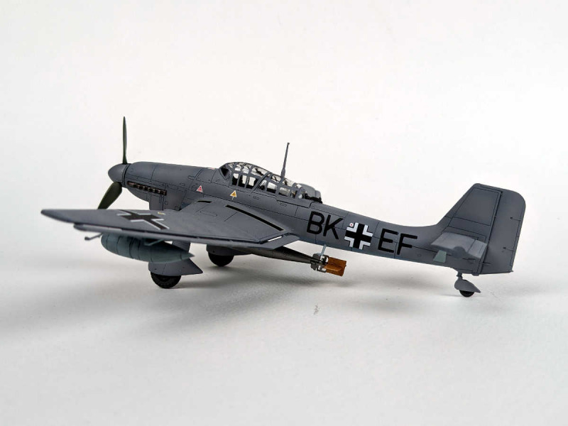 Junkers Ju 87 V25